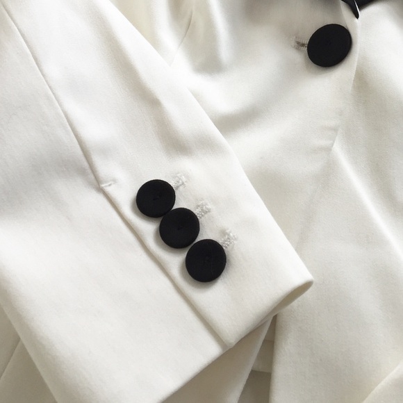 The Limited White & Black Tuxedo Blazer for a Night Out - Picture 3 of 7